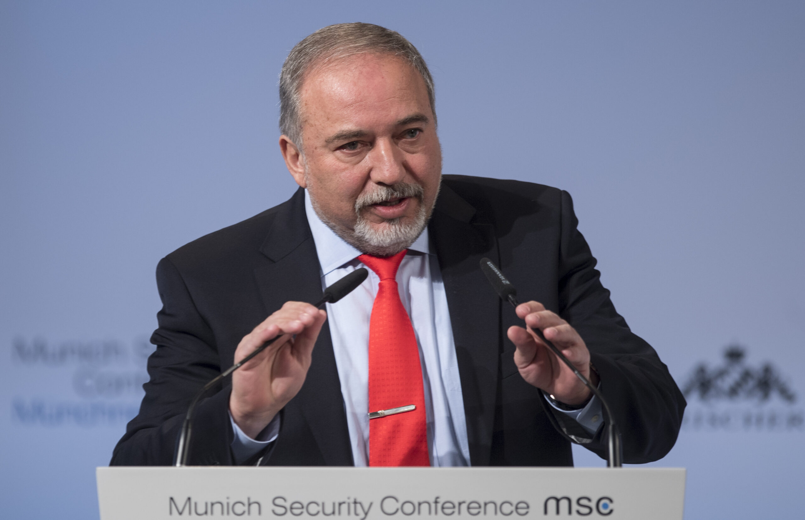 İsrail  Savunma Bakanı Avigdor Liberman’ın, ordunun yakında mühimmat sıkıntısı yaşayabileceği