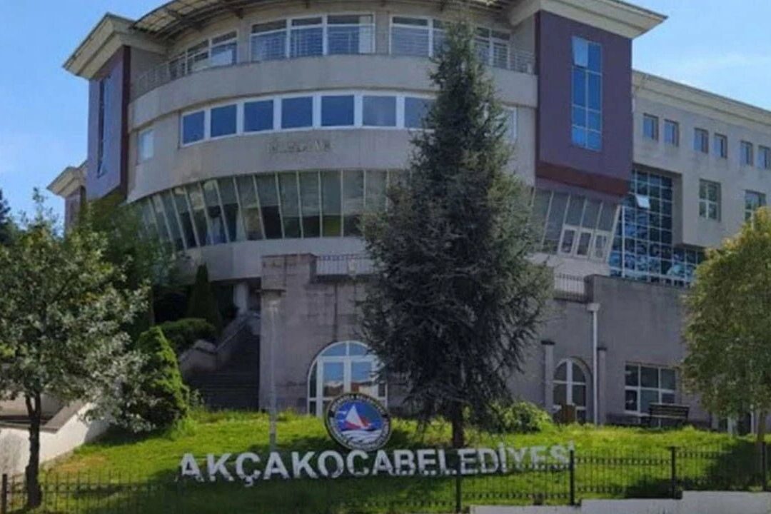 Akçakoca Belediyesi tarafından düzenlenen Yaz Konserleri’nin ilk gününde, etkinlik öncesinde