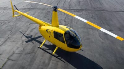 Ankara'nın Sincan ilçesine bağlı Temelli Mahallesi'nde R-44 tipi eğitim helikopteri
