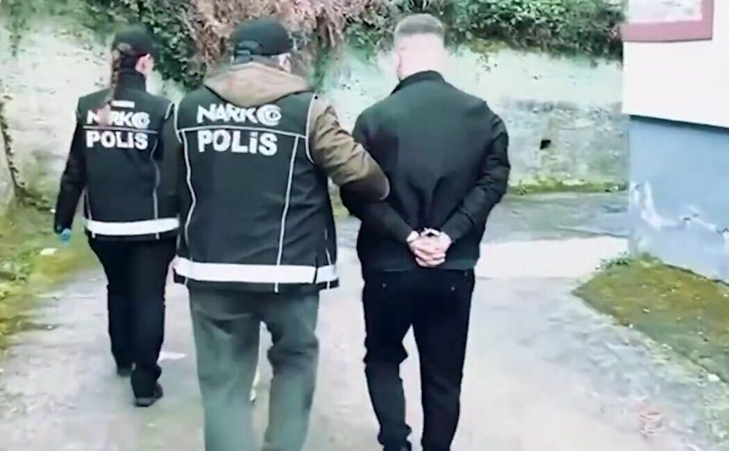 Ankara Cumhuriyet Başsavcılığı koordinesinde yürütülen soruşturma kapsamında, sosyal medya üzerinden