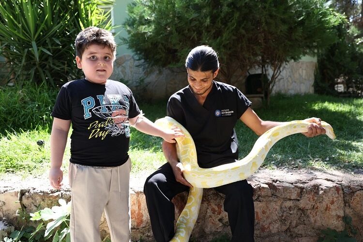 Antalya Büyükşehir Belediyesi Doğal Yaşam Parkı, 16 Temmuz Dünya Yılan