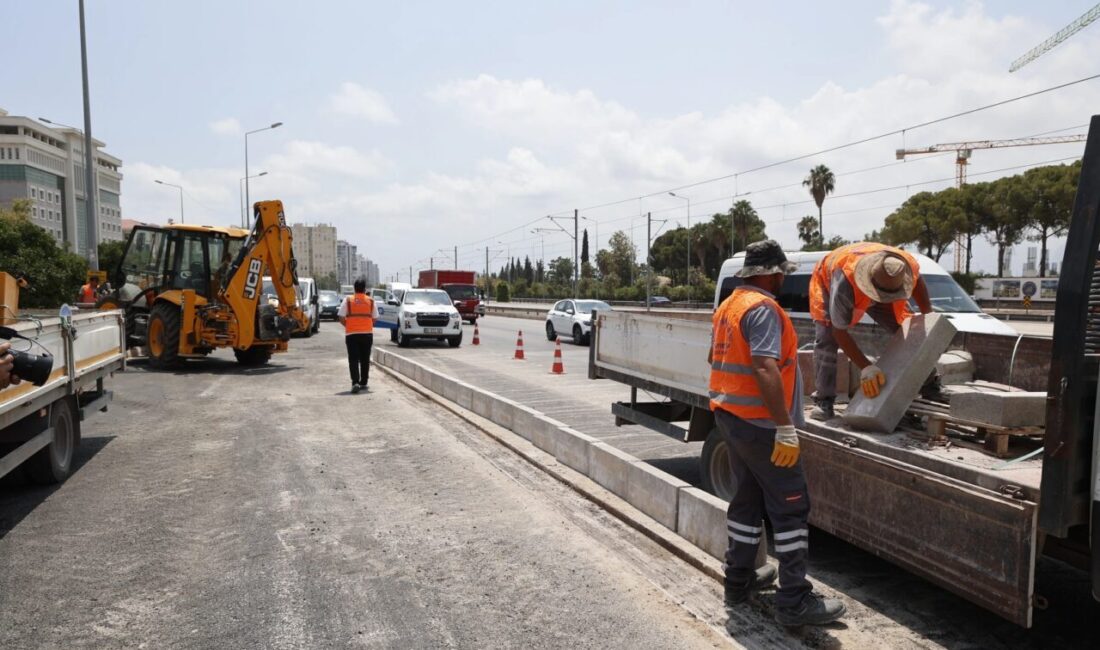 Antalya Büyükşehir Belediyesi, kent içi ulaşımı daha güvenli ve konforlu