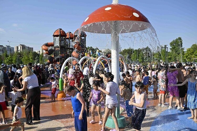 Atatürk Çocukları Doğal Yaşam Parkı Başkentlileri ağırlama devam ediyor. Bir