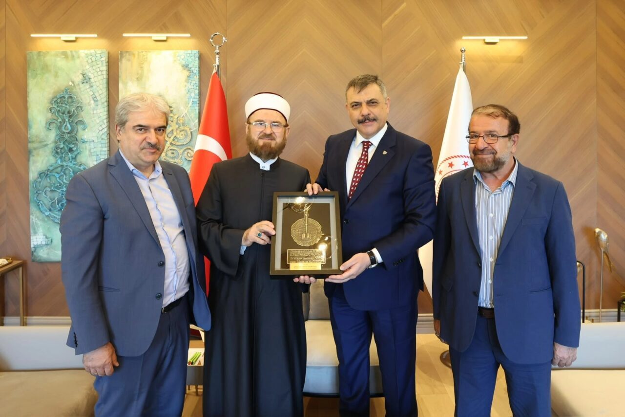 İçişleri Bakanı Mustafa Çiftçi, Dünya Müslüman Âlimler Birliği Başkanı Prof.