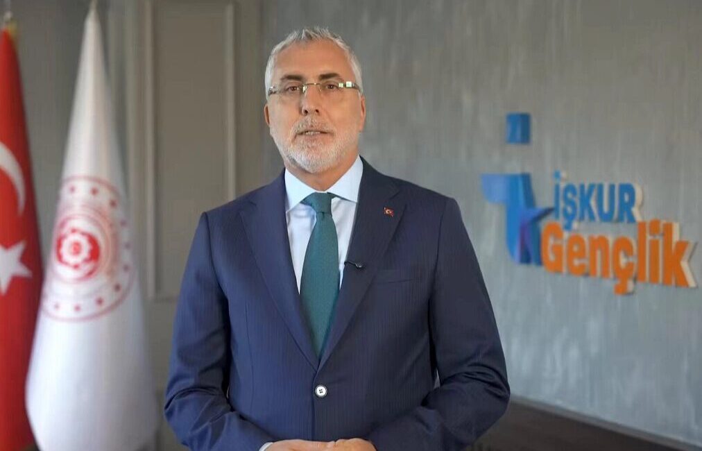 Çalışma ve Sosyal Güvenlik Bakanı Prof. Dr. Vedat Işıkhan, tercih