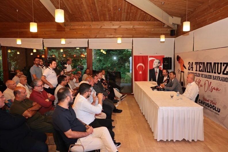 Denizli Büyükşehir Belediye Başkanı Bülent Nuri Çavuşoğlu, 24 Temmuz Gazeteciler