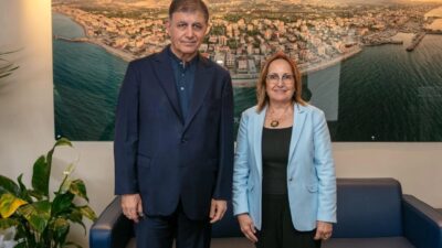 İzmir Büyükşehir Belediye Başkanı Dr. Cemil Tugay, Güzelbahçe Belediye Başkan
