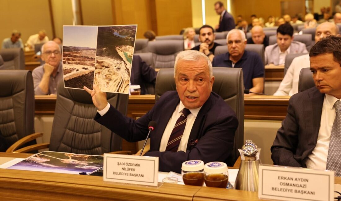 Bursa'da Nilüfer Belediye Başkanı Şadi Özdemir, Kayapa’ya yapılması planlanan Katı