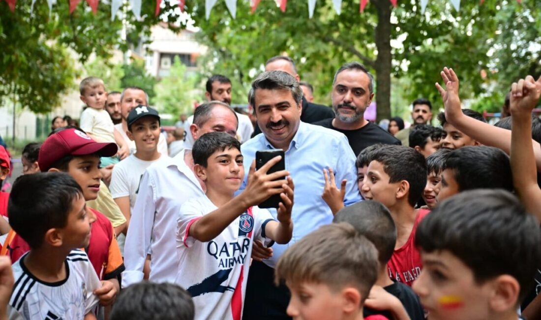 Bursa'da Yıldırım Belediyesi’nin çocukların sosyal gelişimlerini desteklemek amacıyla düzenlediği Geleneksel