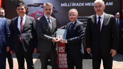 Bursa Valiliği koordinasyonunda ‘İrade Bizim, Zafer Bizim’ temasıyla düzenlenen 15
