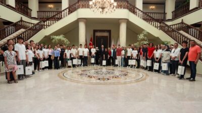 2026 LGS'de 500 tam puan alarak Türkiye birincileri arasında yer