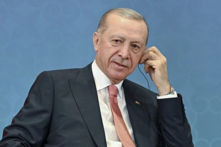 Cumhurbaşkanı Erdoğan, Letonya Cumhurbaşkanı Edgars Rinkevics ile telefon görüşmesi gerçekleştirdi.