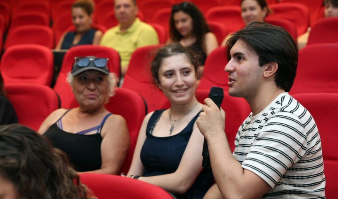Dokuz Eylül Üniversitesi tarafından düzenlenen "DEÜ Tanıtım ve Tercih Günleri",