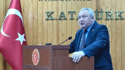 CHP’de yaşanan siyasi gelişmelerin ardından istifalar gelmeye başladı. Edirne İl