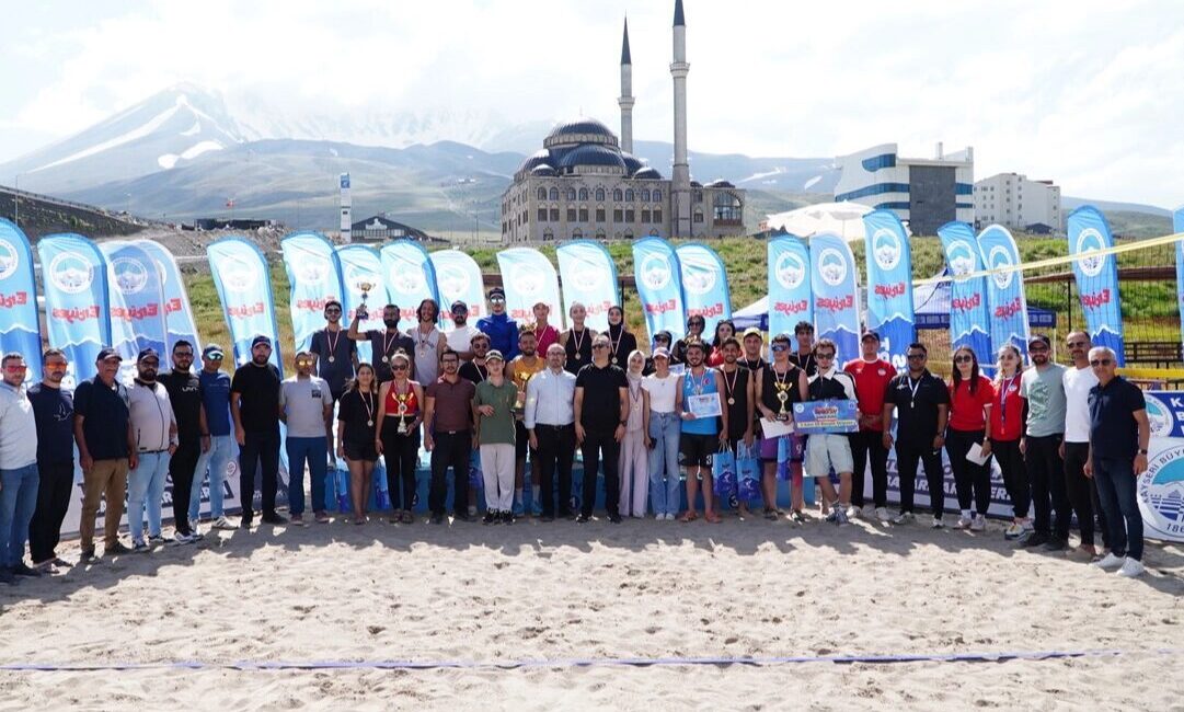 Kayseri Erciyes A.Ş. tarafından düzenlenen Erciyes Plaj Voleybolu Turnuvası, Erciyes