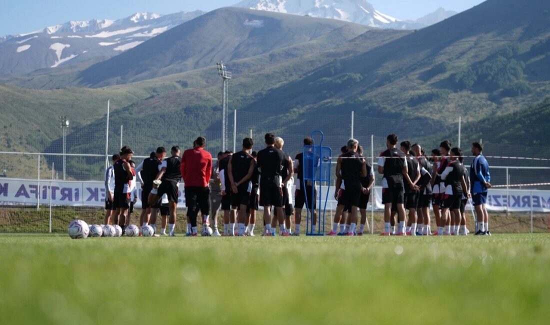 Kayseri Büyükşehir Belediyesi'nin vizyon projelerinden Erciyes Yüksek İrtifa Kamp Merkezi,