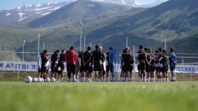 Kayseri Büyükşehir Belediyesi'nin vizyon projelerinden Erciyes Yüksek İrtifa Kamp Merkezi,