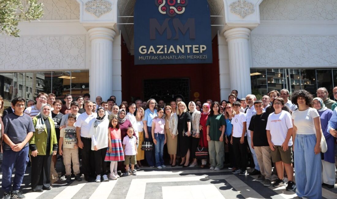Gaziantep Büyükşehir Belediye Başkanı Fatma Şahin ve Gaziantep Valisi Kemal