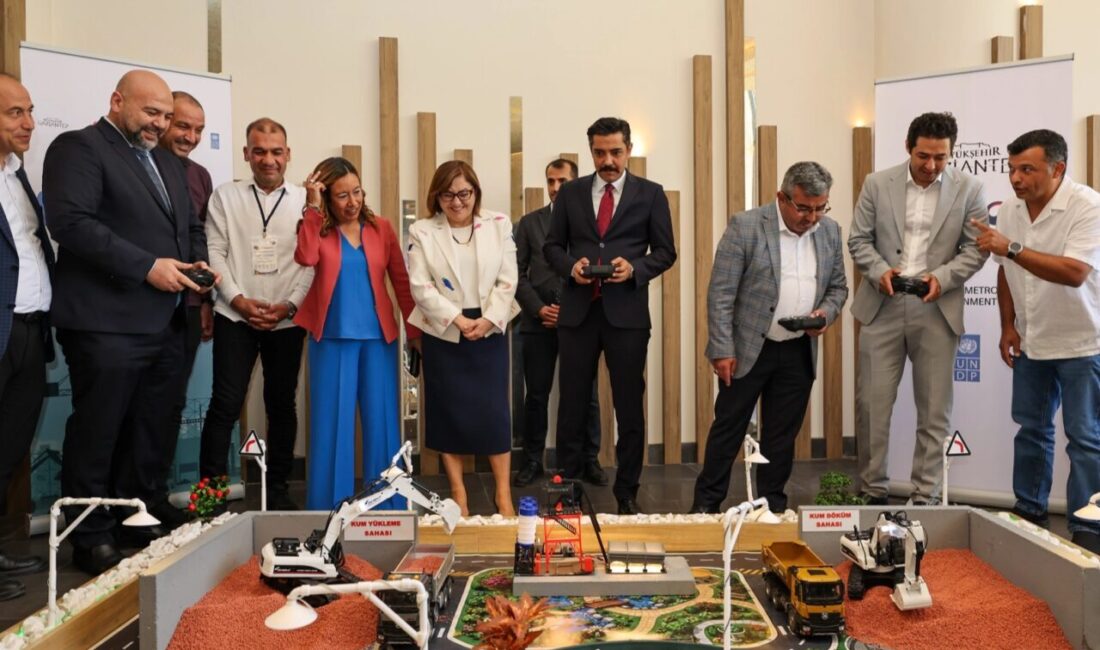 Gaziantep Büyükşehir Belediyesi’nin, kamu inşaat süreçlerinde bilgiye erişimi kolaylaştırmayı, şeffaflığı