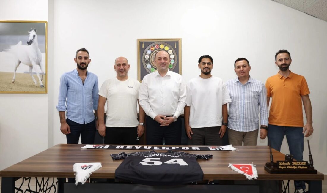 Sakarya Geyvespor'da yeni sezon öncesi önemli bir yapılanmaya gidildi. Geyve