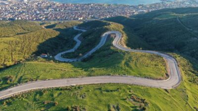Kocaeli Büyükşehir Belediyesi, kent ulaşımını geleceğe taşıyan vizyon projelerine bir