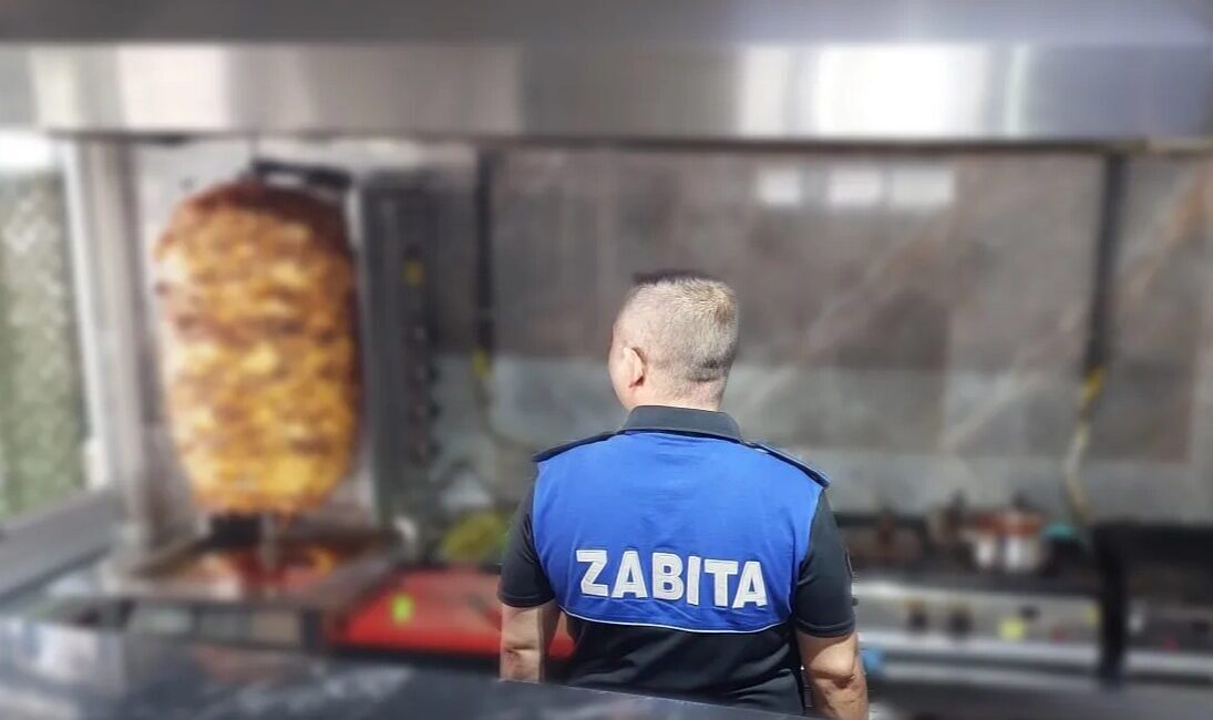 İnegöl Belediyesi Zabıta Müdürlüğü ekipleri, rutin denetim faaliyetleri kapsamında döner