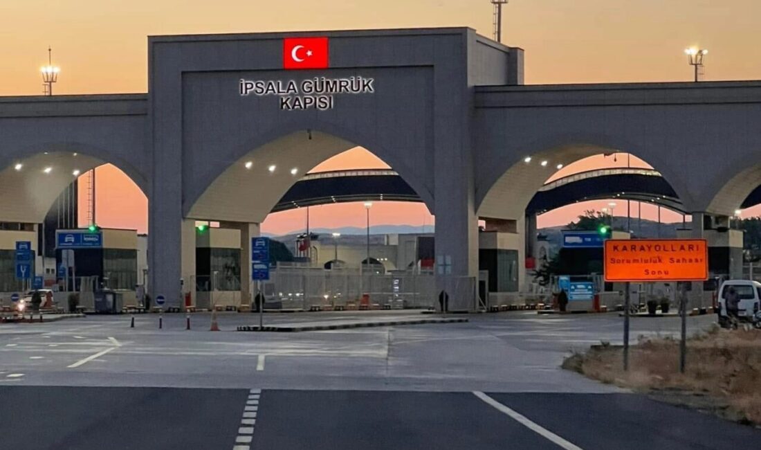 İstanbul Organize Suçlarla Mücadele Şube Müdürlüğü ekipleri, bu sabah İpsala