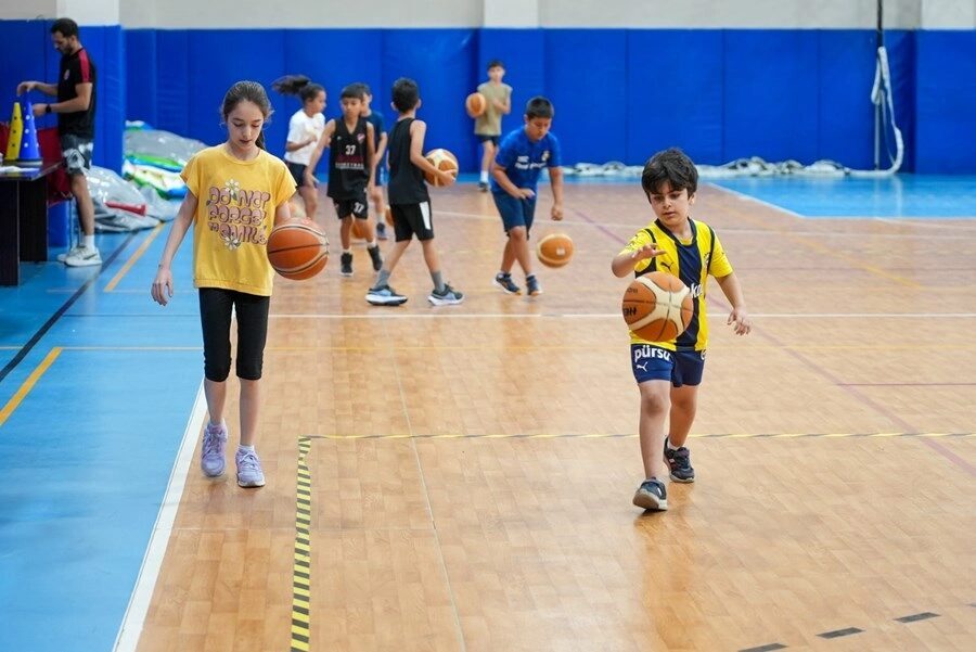 İstanbul Maltepe Belediyesi Yaz Spor Kursları’yla sporda fırsat eşitliğini destekliyor.