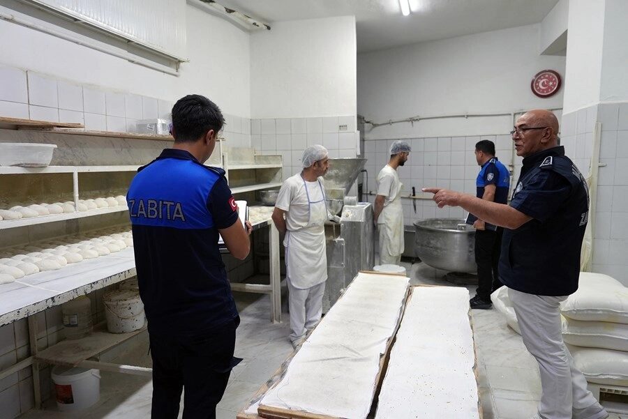 İstanbul Maltepe Belediyesi Zabıta Müdürlüğü ekipleri, ilçe genelinde sürdürdüğü rutin denetim