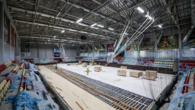 İzmir Büyükşehir Belediyesi, Celal Atik Spor Salonu'nda kapsamlı yenileme çalışması