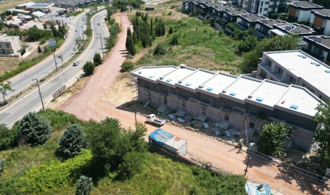 İzmit Belediyesi Fen İşleri Müdürlüğü, Kabaoğlu Mahallesi Mandalina Ağacı Sokak’ta