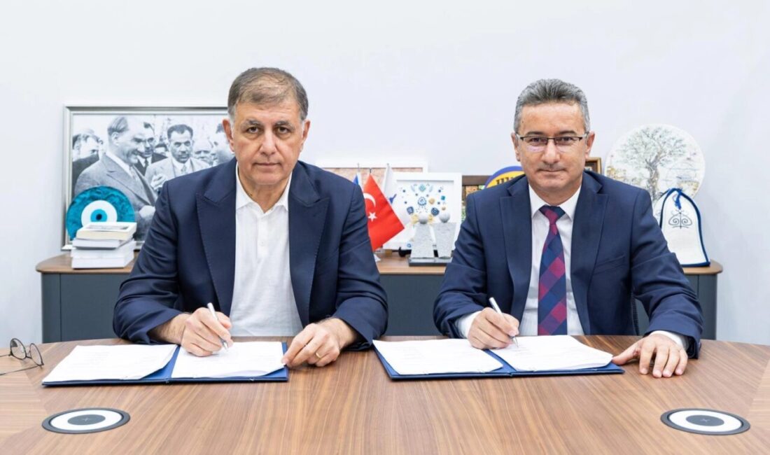 İzmir Büyükşehir Belediyesi iştiraki İZULAŞ AŞ'de görev yapan 772 çalışanı