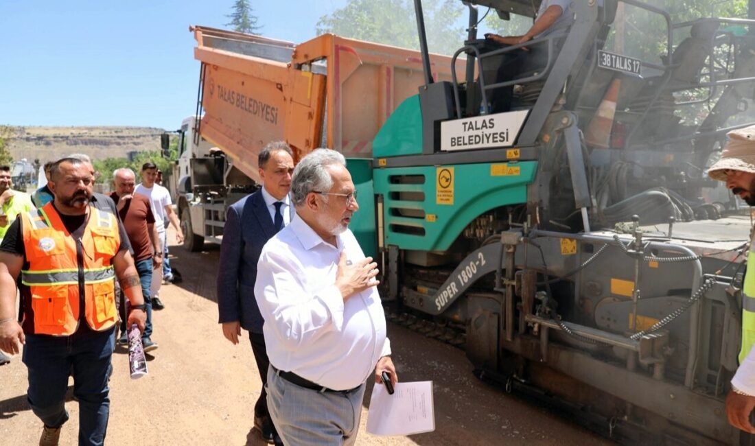 Kayseri Talas Belediyesi, ilçe genelinde başlattığı asfalt seferberliğini aralıksız sürdürüyor.