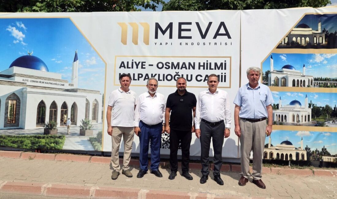 Kayseri Talas Belediye Başkanı Mustafa Yalçın, Talas Kaymakamı İlyas Memiş