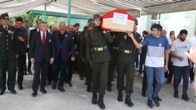 Artvin'de vefat eden Kıbrıs gazisi Yusuf Tayşi'nin cenazesi, Murgul Merkez