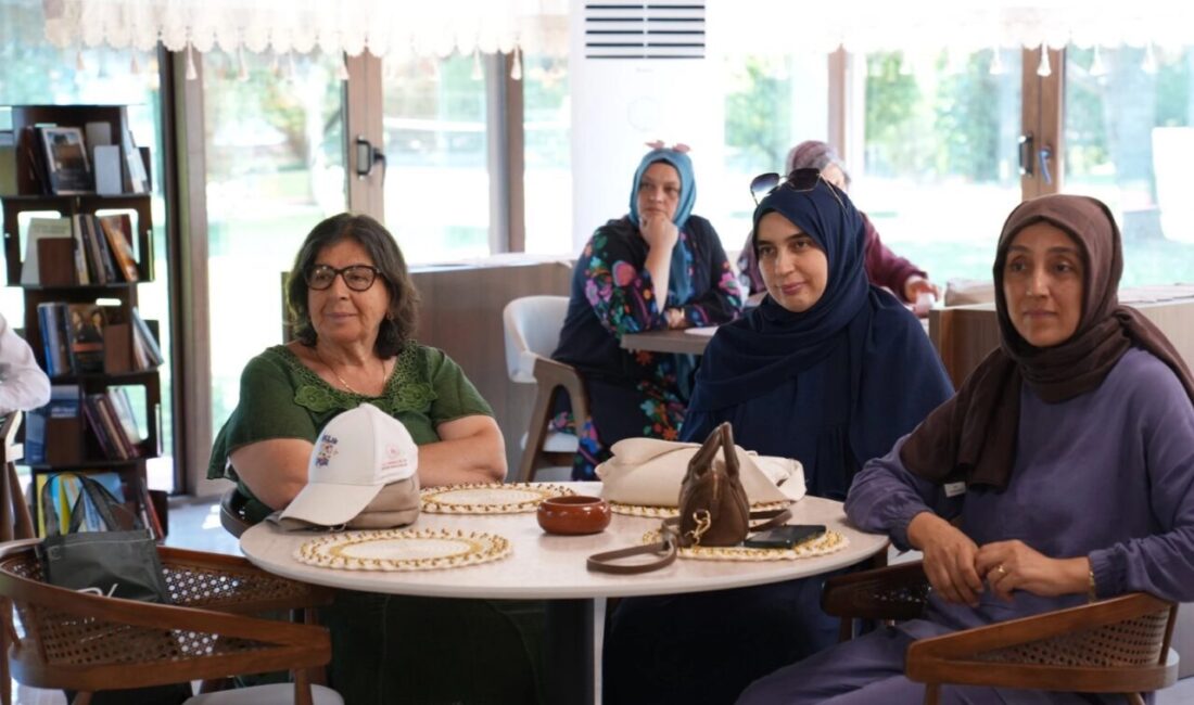Kocaeli Büyükşehir Belediyesi’nin Anne Şehir Yaşam Merkezi bünyesinde hizmet veren