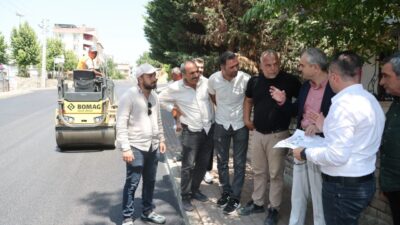 Kocaeli Çayırova Belediye Başkanı Bünyamin Çiftçi, Özgürlük Mahallesi’nde yapımı devam eden