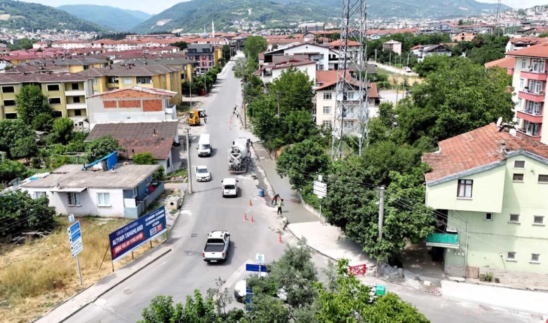 Kocaeli Büyükşehir Belediyesi, Gölcük Çiftlik Mahallesi’nde altyapısı yenilenen bölgede başlattığı