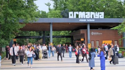 Kocaeli Büyükşehir Belediyesi’nin hayata geçirdiği meydanlar, millet bahçeleri ve doğal
