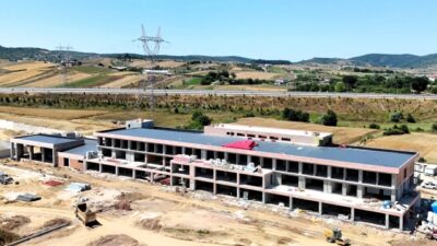 Sporda başarıyı tesisleşmeyle destekleyen Kocaeli Büyükşehir Belediyesi, modern spor yatırımlarına