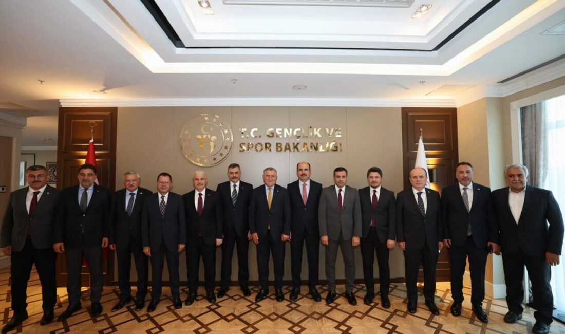 İçişleri Bakanı Mustafa Çiftçi, Konya Valisi İbrahim Akın, AK Parti