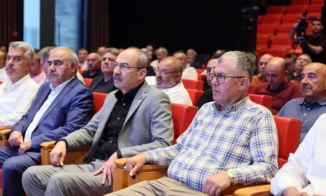 Kayseri Ticaret Odası (KTO) Temmuz Ayı Olağan Meclis Toplantısı’nda konuşan