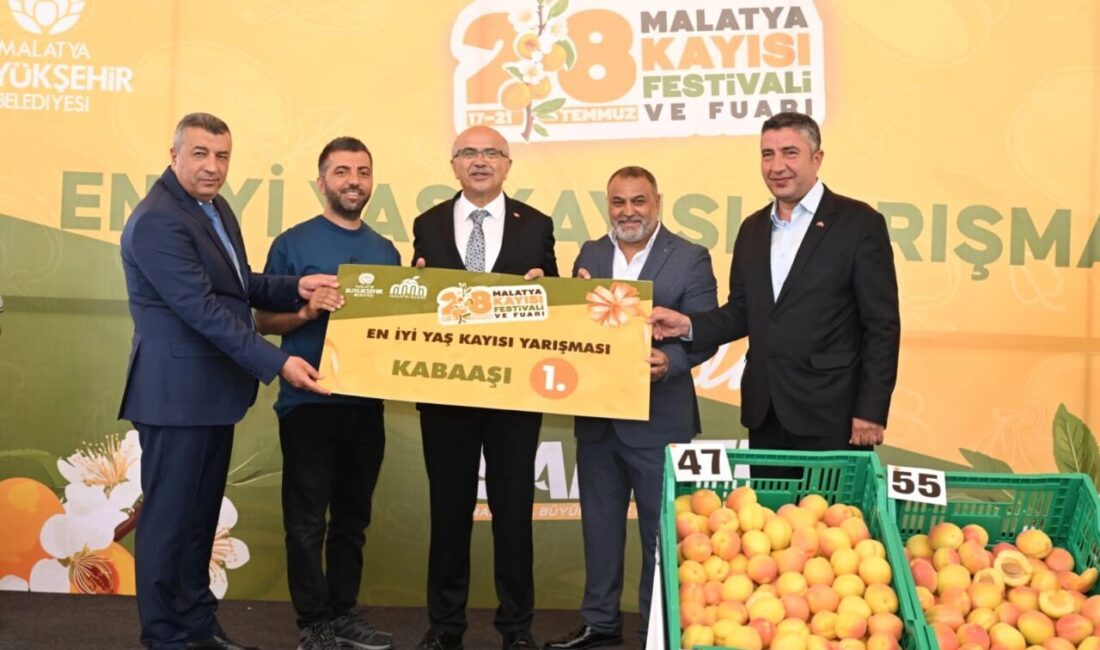 Malatya Büyükşehir Belediyesi tarafından 28'inci Kayısı Festivali ve Fuarı kapsamında