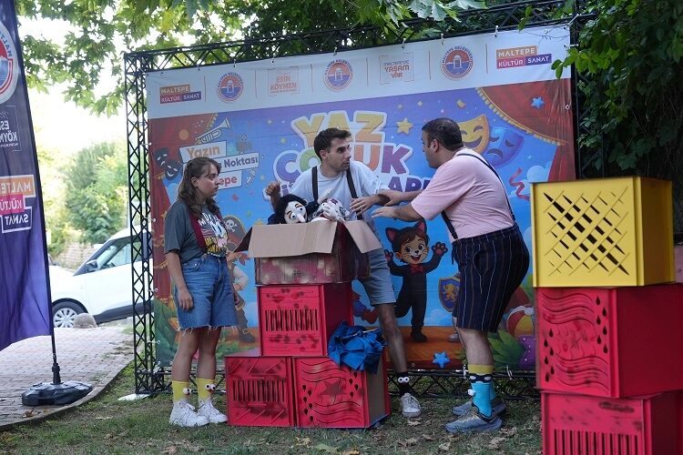 İstanbul Maltepe Belediyesi’nin yaz boyunca ilçenin farklı mahallelerinde düzenlediği “Yazın