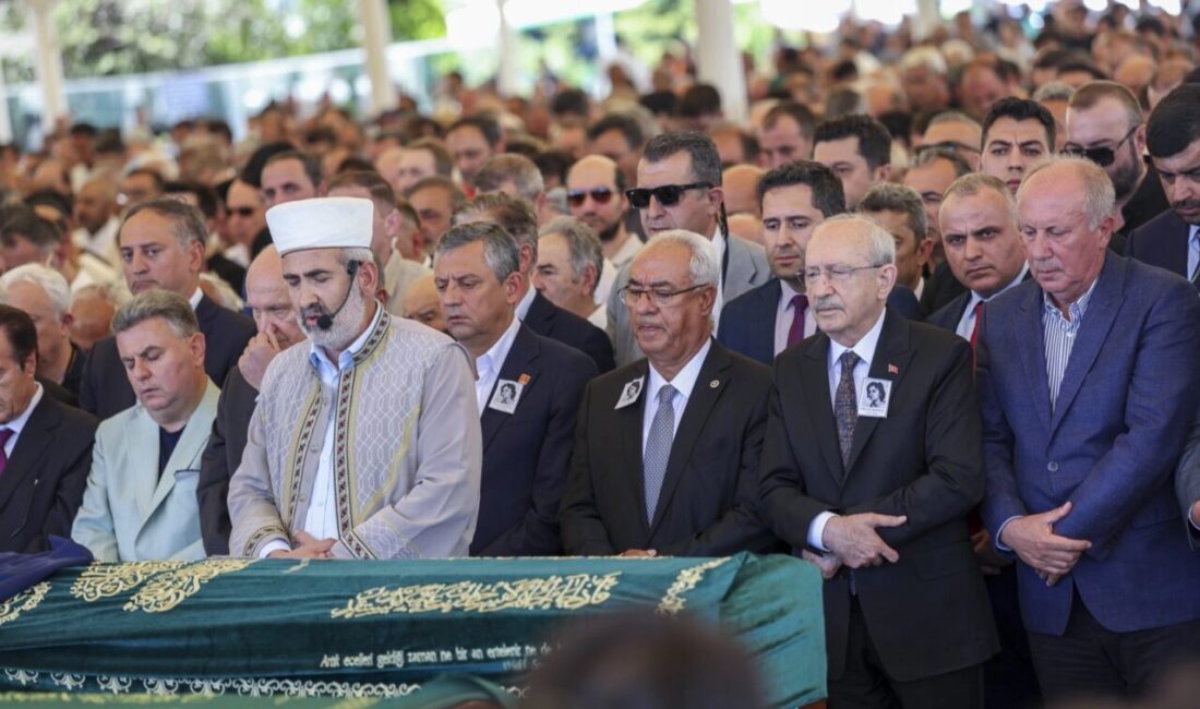 CHP eski Genel Başkanı merhum Deniz Baykal’ın eşi Olcay Baykal