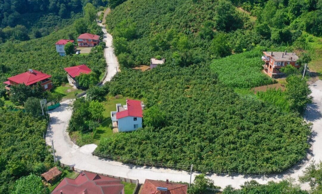Ordu Büyükşehir Belediyesi, kırsal mahallelerde ulaşım konforunu artırmaya yönelik yatırımlarına