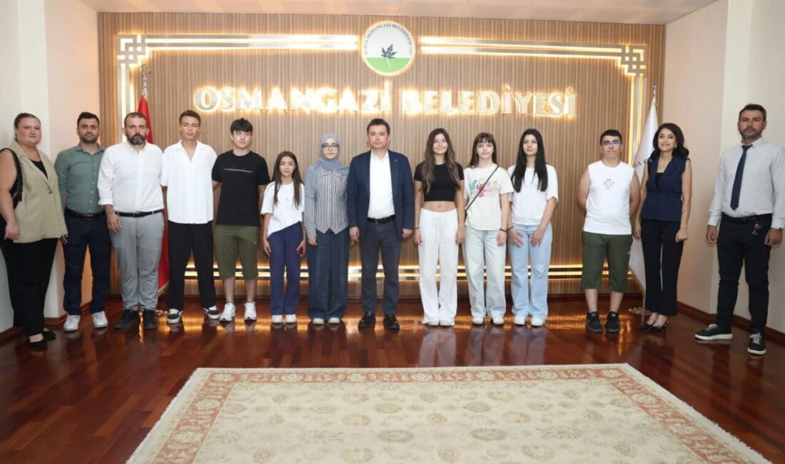Osmangazi Belediyesi’nin eğitimde fırsat eşitliğini güçlendirmek amacıyla hayata geçirdiği ücretsiz