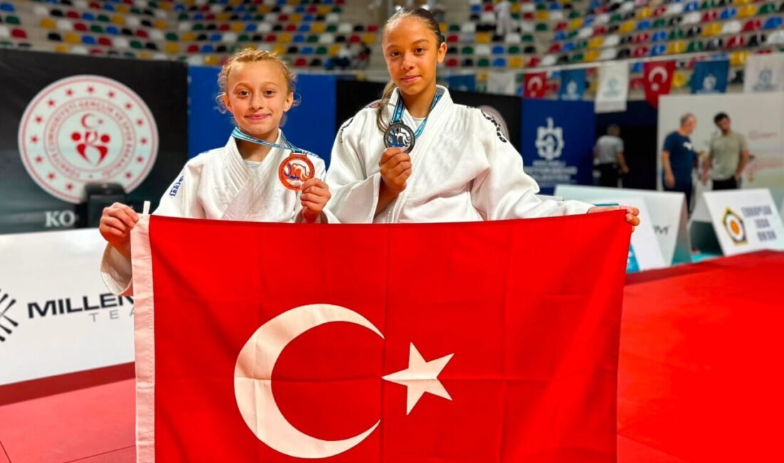 Sakarya Büyükşehir Belediyesi Spor Kulübü sporcuları, Kocaeli'de düzenlenen organizasyonlarda önemli