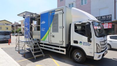 Sakarya Büyükşehir Belediyesi, bünyesine kazandırdığı mobil ikram aracıyla afet ve
