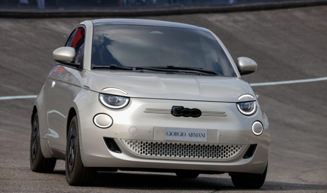 FIAT, tasarımıyla olduğu kadar kullanışlı yapısı ve çoklu şarj seçenekleriyle